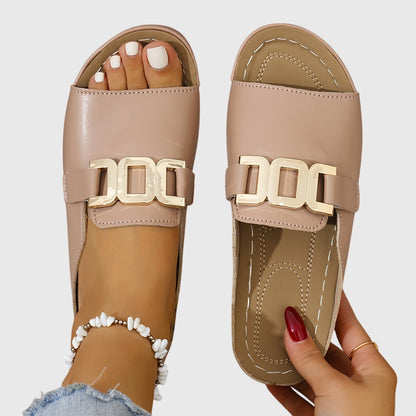Camila - Sandalias elegantes con hebilla dorada