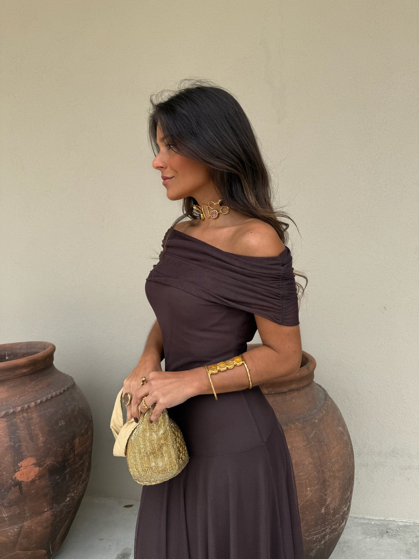 Aura | Escote Bardot y Cintura Definida