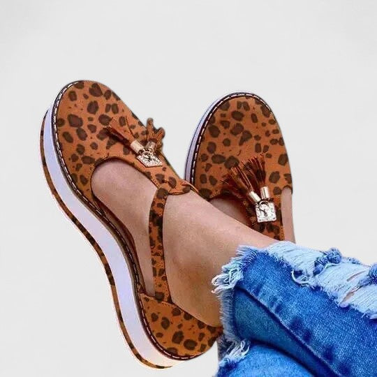 Halia - Mocasín elegante con tira ajustable